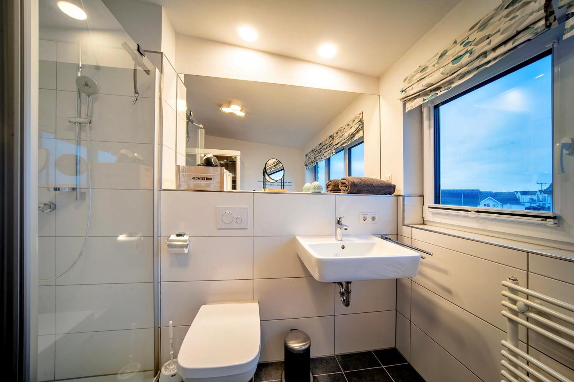 Ferienhaus Lieblingsplatz By Seeblick Ferien Oro, Direkte Wasserlage,Sauna,Kamin Ольпениц Экстерьер фото