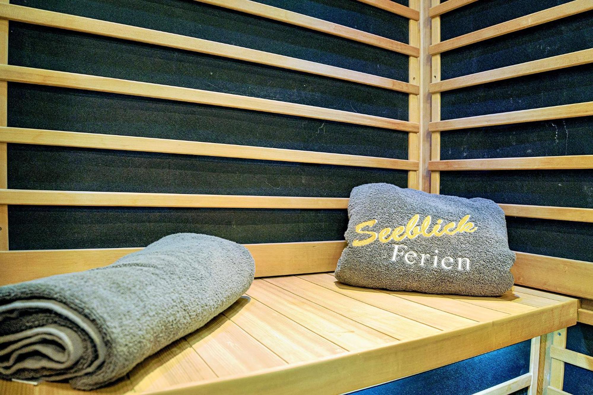 Ferienhaus Lieblingsplatz By Seeblick Ferien Oro, Direkte Wasserlage,Sauna,Kamin Ольпениц Экстерьер фото
